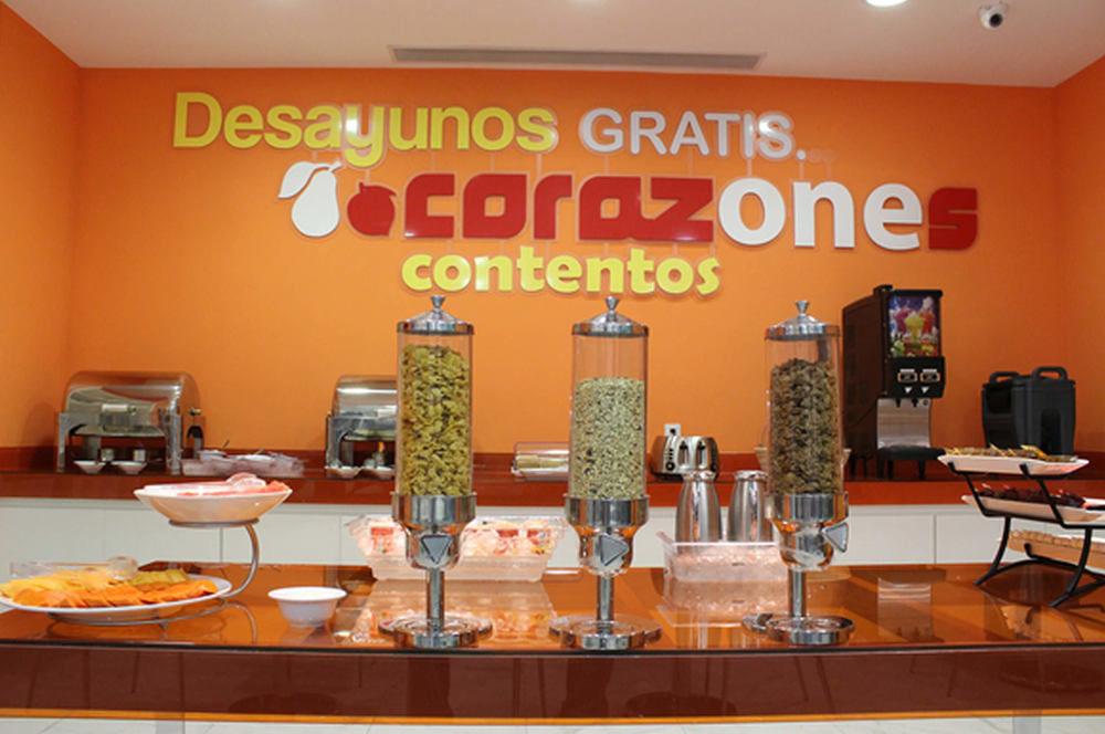 One Irapuato Hotel ภายนอก รูปภาพ