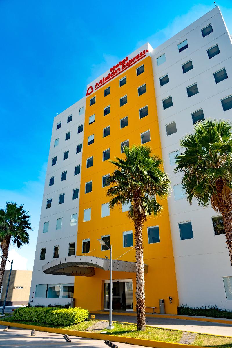 One Irapuato Hotel ภายนอก รูปภาพ